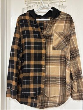 nude-black contrast plaid flannel